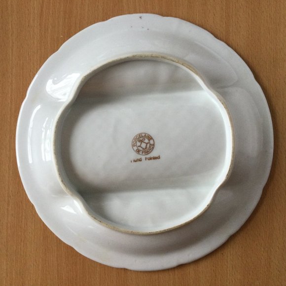 Hand painted Porcelain de France three section serving plate gold leaves - Picture 5 of 5